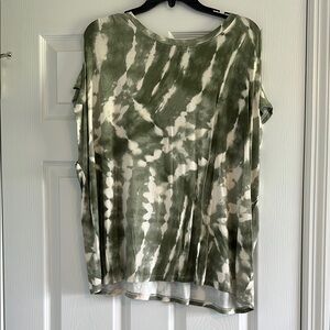 Simply Vera Vera Wang Green Sleeveless T-Shirt